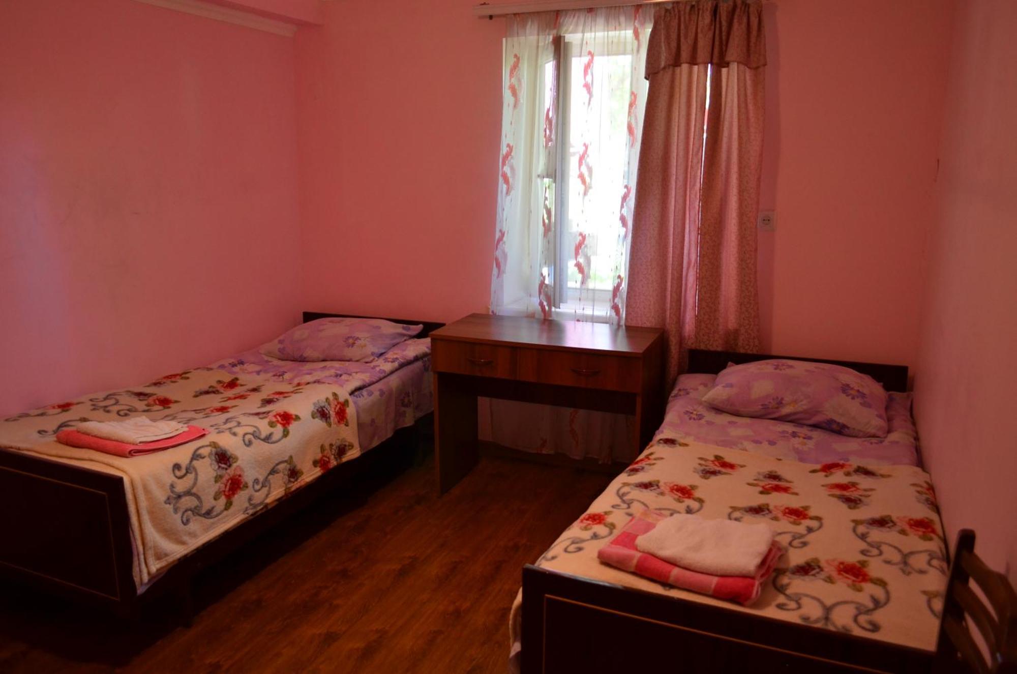 Aghasu Tun B&B Odzun Buitenkant foto